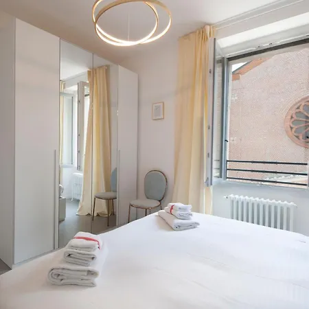 Santa Maria Square View - Family Apartment *
