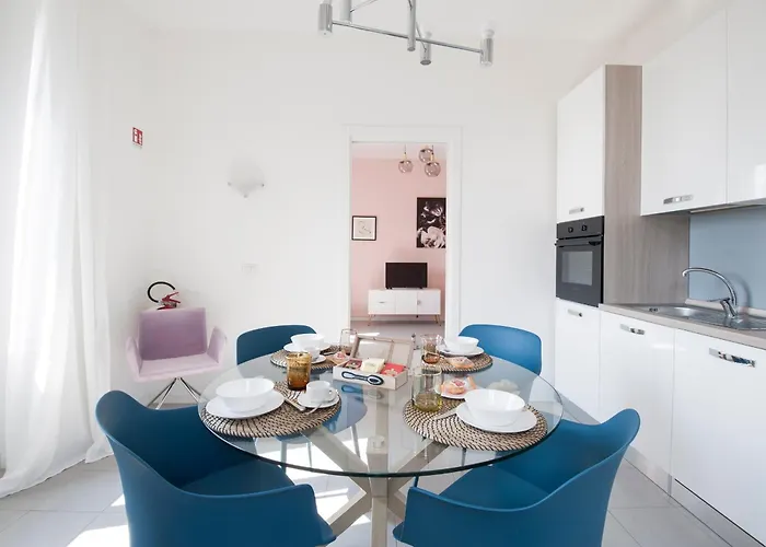 Santa Maria Square View - Family Apartamento Milão